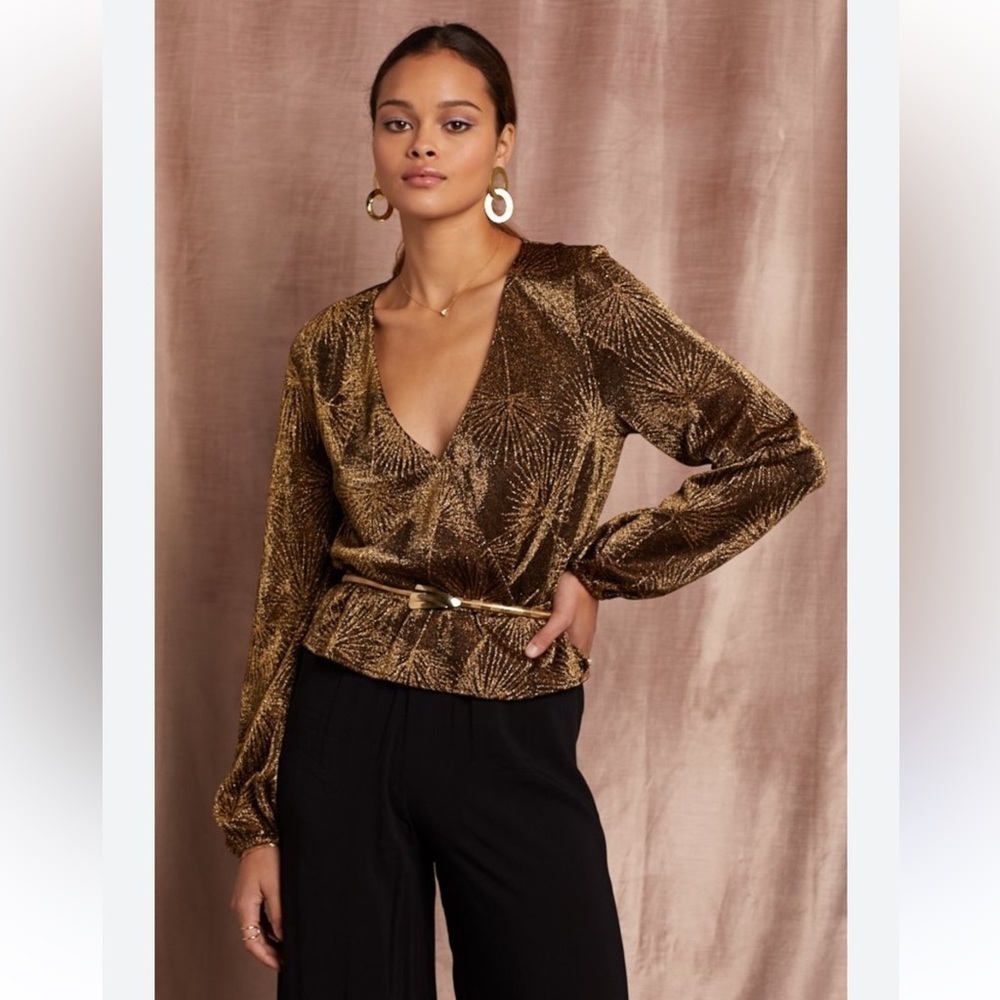 Show Me Your MuMu Richie Top in Gold Size XS